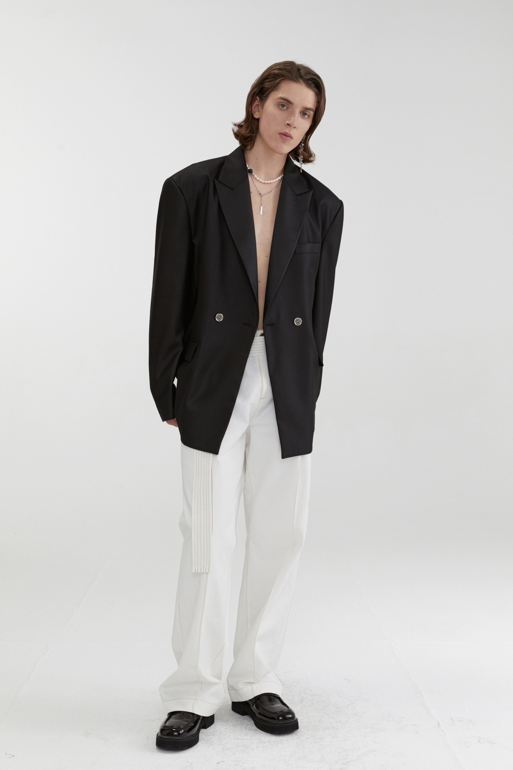 focuslab黑色戗驳领光泽廓形垫肩西服金属扣宽松休闲男女西装外套