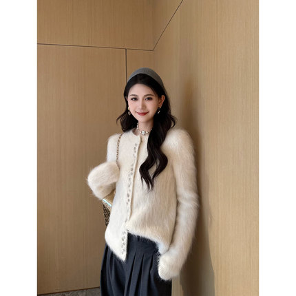 NancyCavally专柜款绒柔感Baby羊驼毛  千金风不规则钉扣针织开衫