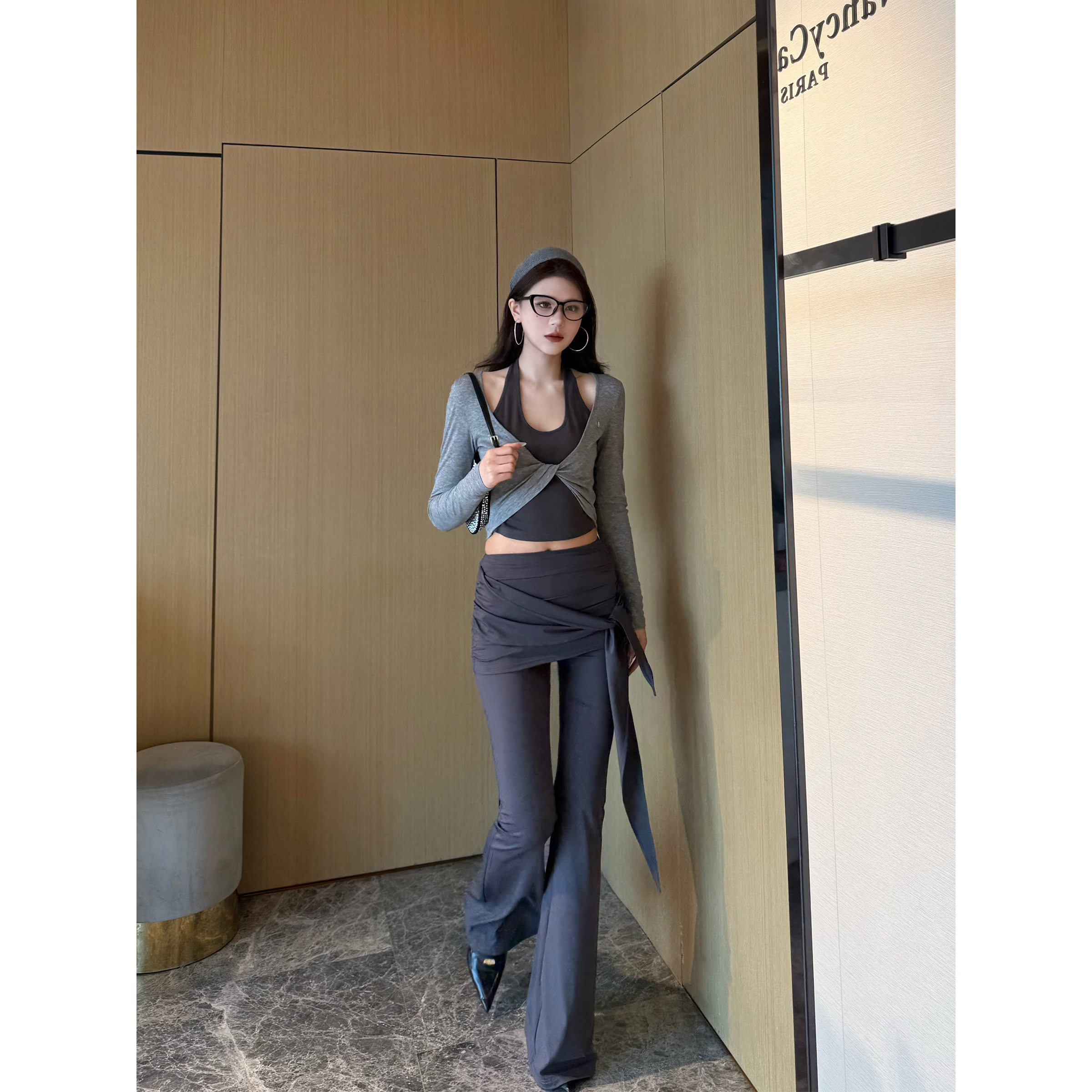 NancyCavally修身假两件挂脖套装
