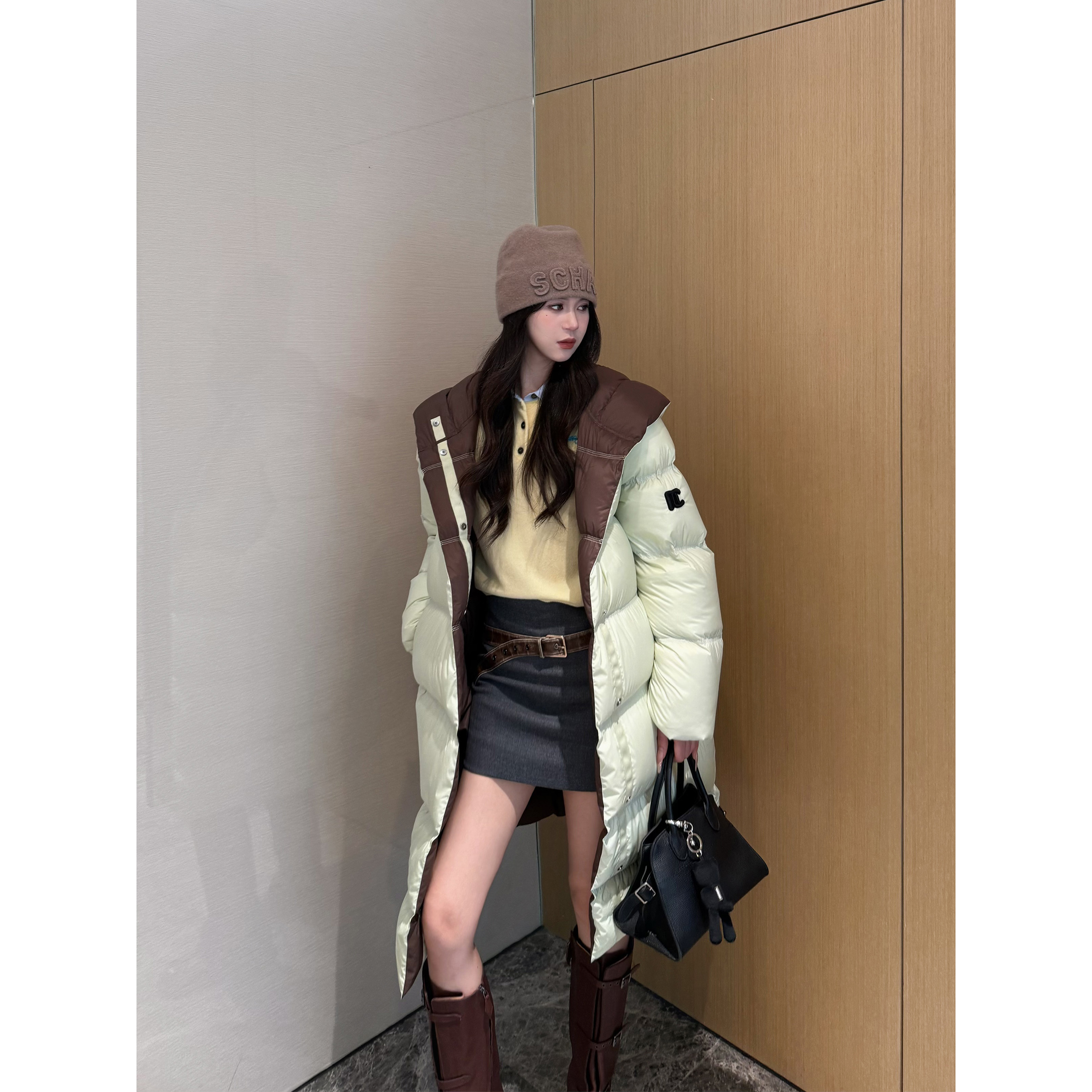 NancyCavally撞色披肩连帽羽绒服