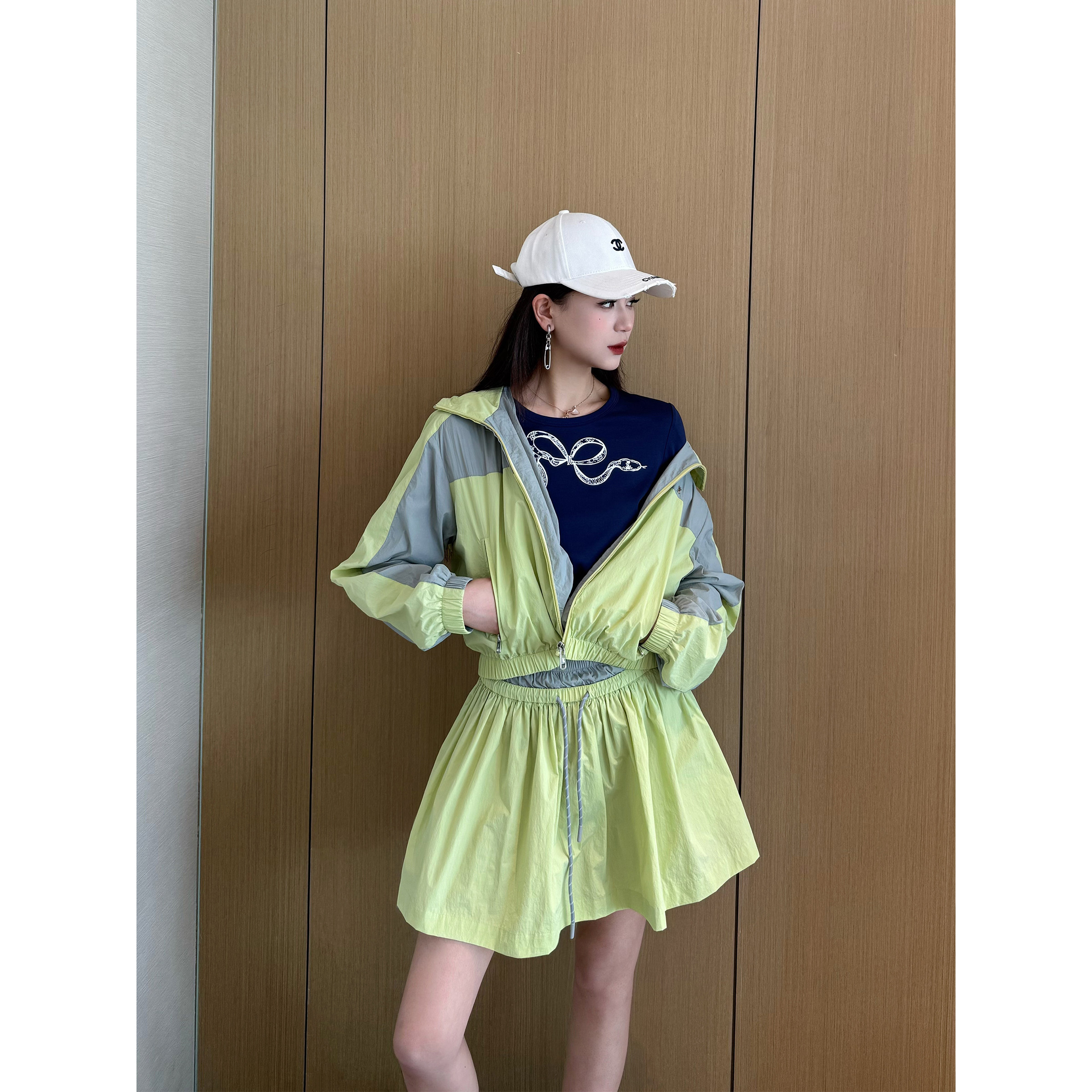 NancyCavally专柜款甄选进口15D尼龙 Miu系撞色运动外套/短裙套装