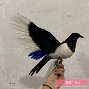 仿真羽毛小鸟影视摄影道具鸟笼装饰摆件园林假山装饰道具展翅喜鹊