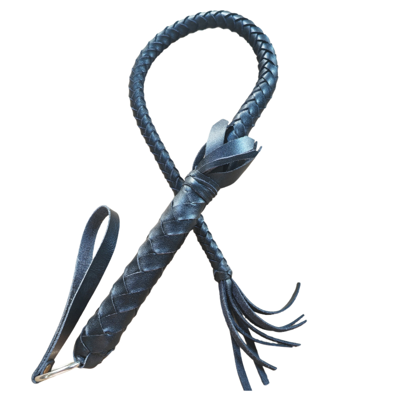 追潮宏登武术马鞭牛皮鞭子