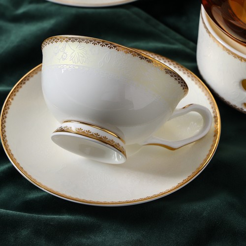 耐磨镶金白色浮雕咖啡杯花茶壶