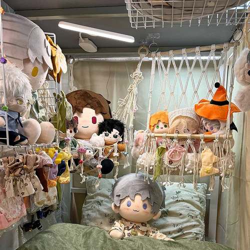 留白宿舍好物娃娃收纳袋展示架