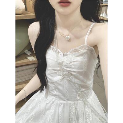 法式初恋白色吊带连衣裙女夏季小个子温柔风气质收腰绝美仙女长裙