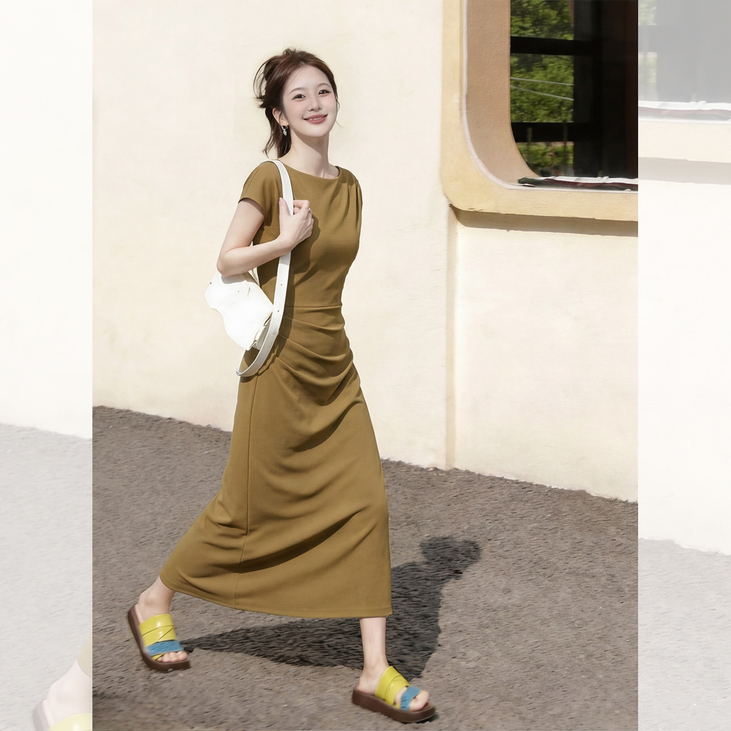 奢华2026夏季新款复古慵懒风收腰显瘦设计减龄气质芥末黄连衣裙女