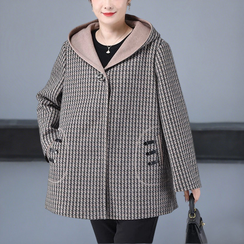 胖妈妈外套200斤特体加肥加大码新款中老年人女装春秋装上衣时尚