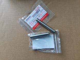 适用于铃木王GS125骏威GSX骏驰GT125赛驰QS110拨叉轴 变档拨叉轴