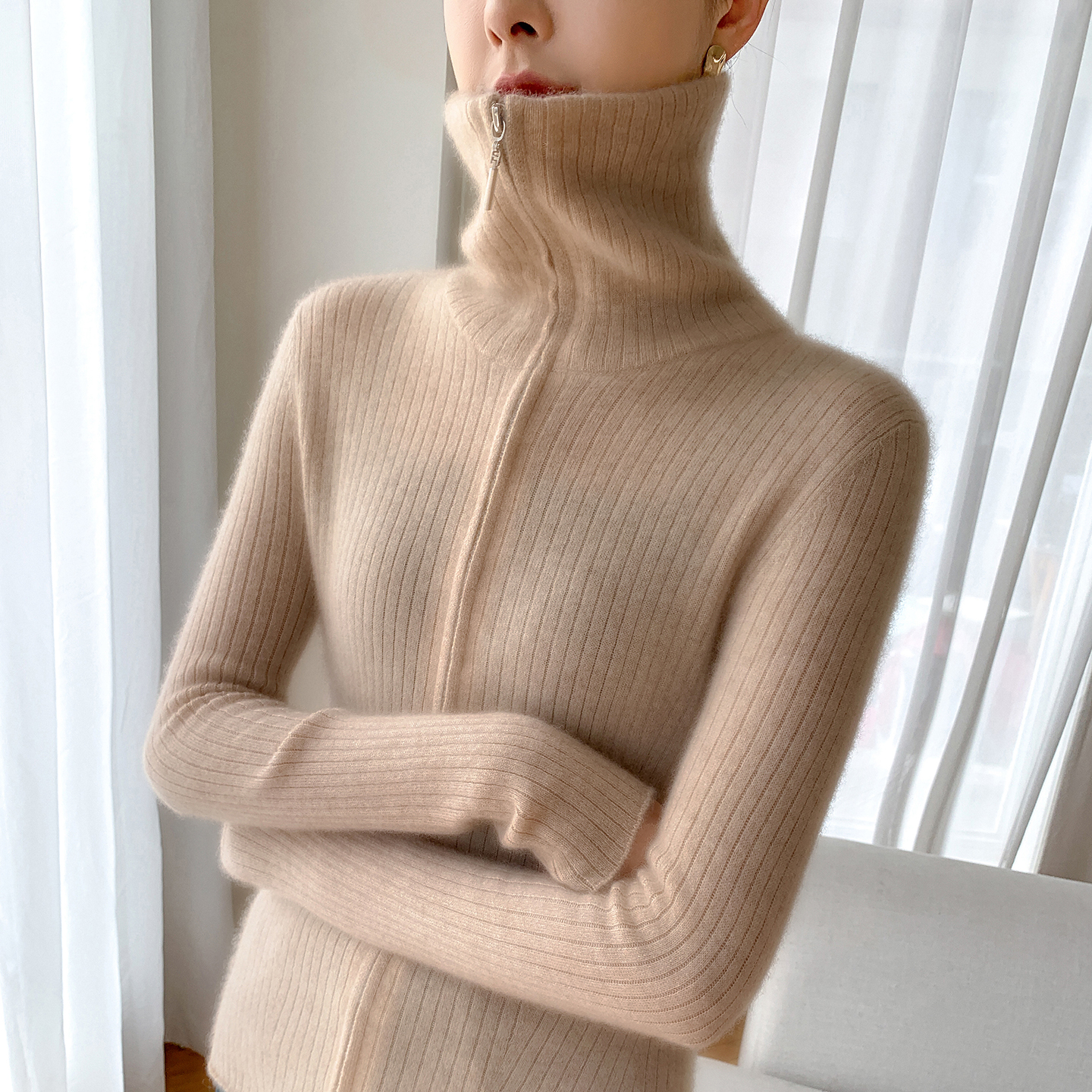 100%山羊绒抽条高翻领拉链开衫