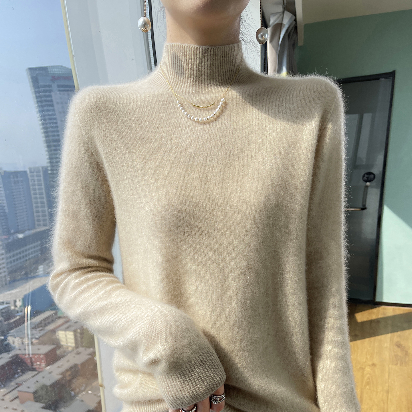 100%山羊绒针织半高套头衫