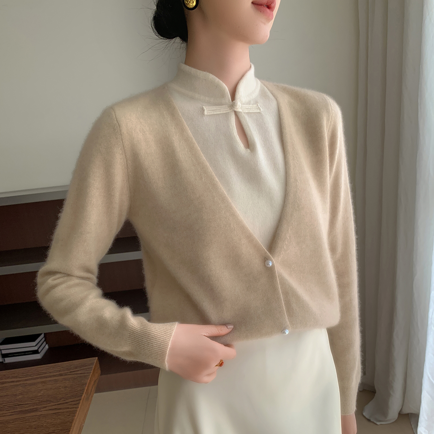 新中式盘扣100纯羊绒衫女
