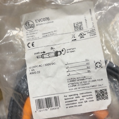 EVC076. EVC077. 易福门传感器线缆