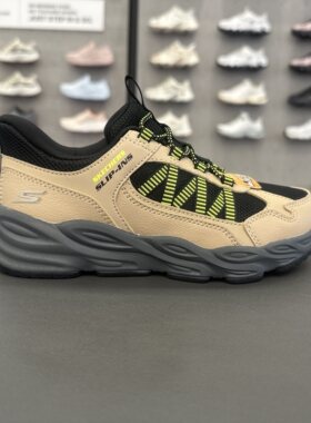 Skechers斯凯奇男童户外缓震耐磨闪穿闪穿舒适轻质运动鞋405343L