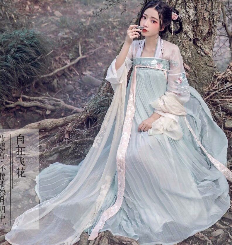 Hanfu Chinese style student ancient costume Chest Ruskirt suit winter Chinese New Year Antiquity Elegant Xian Qi Autumn and winterin the Women's clothing/Boutique , Costume/National costume/Stage costumes , National costume/Costumes  category - from Buy2taobao.com to provide professional Taobao agent buy service