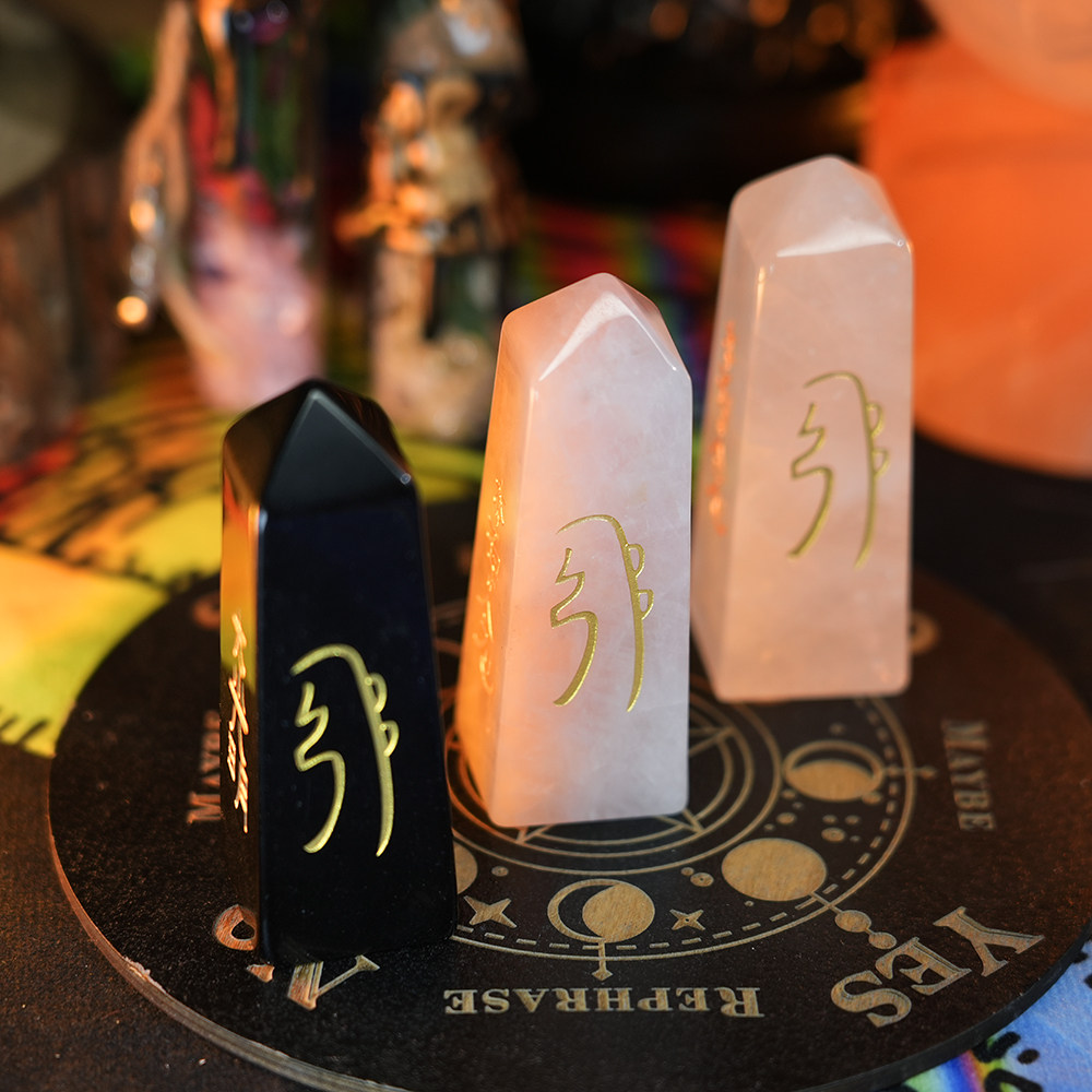 五行风水四方柱黑曜粉晶白水晶雕刻四面符号水晶馆瑜珈馆家居摆件