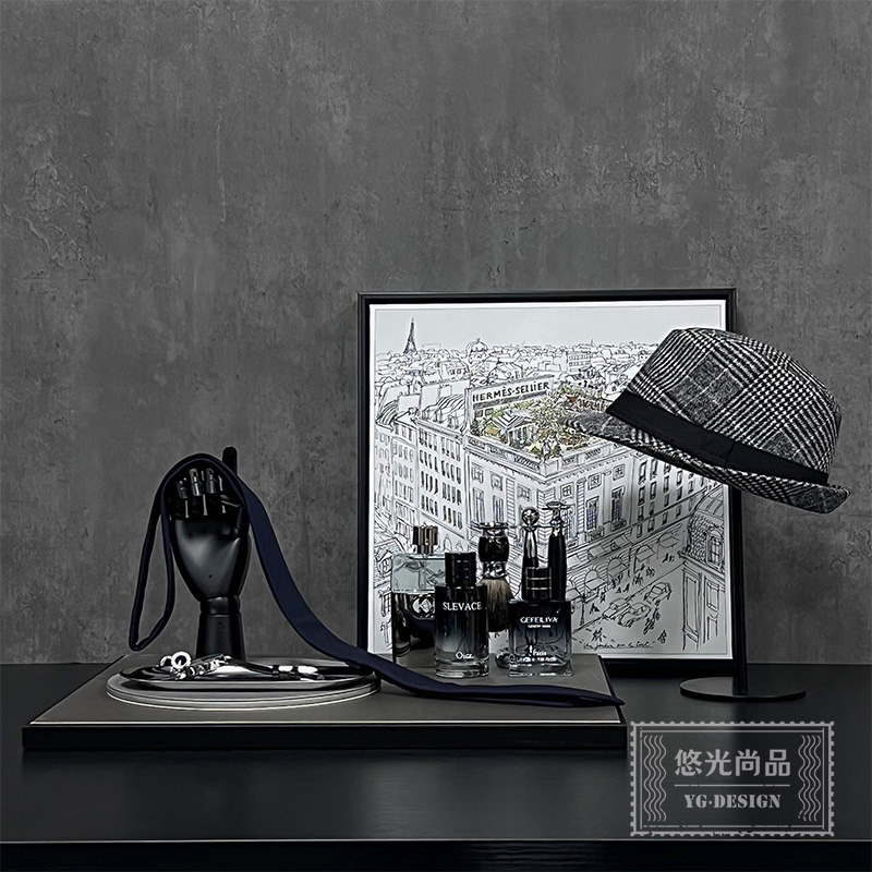 轻奢欧式样板间男士梳妆台软装摆件装饰品香水领带刮胡刀装饰画