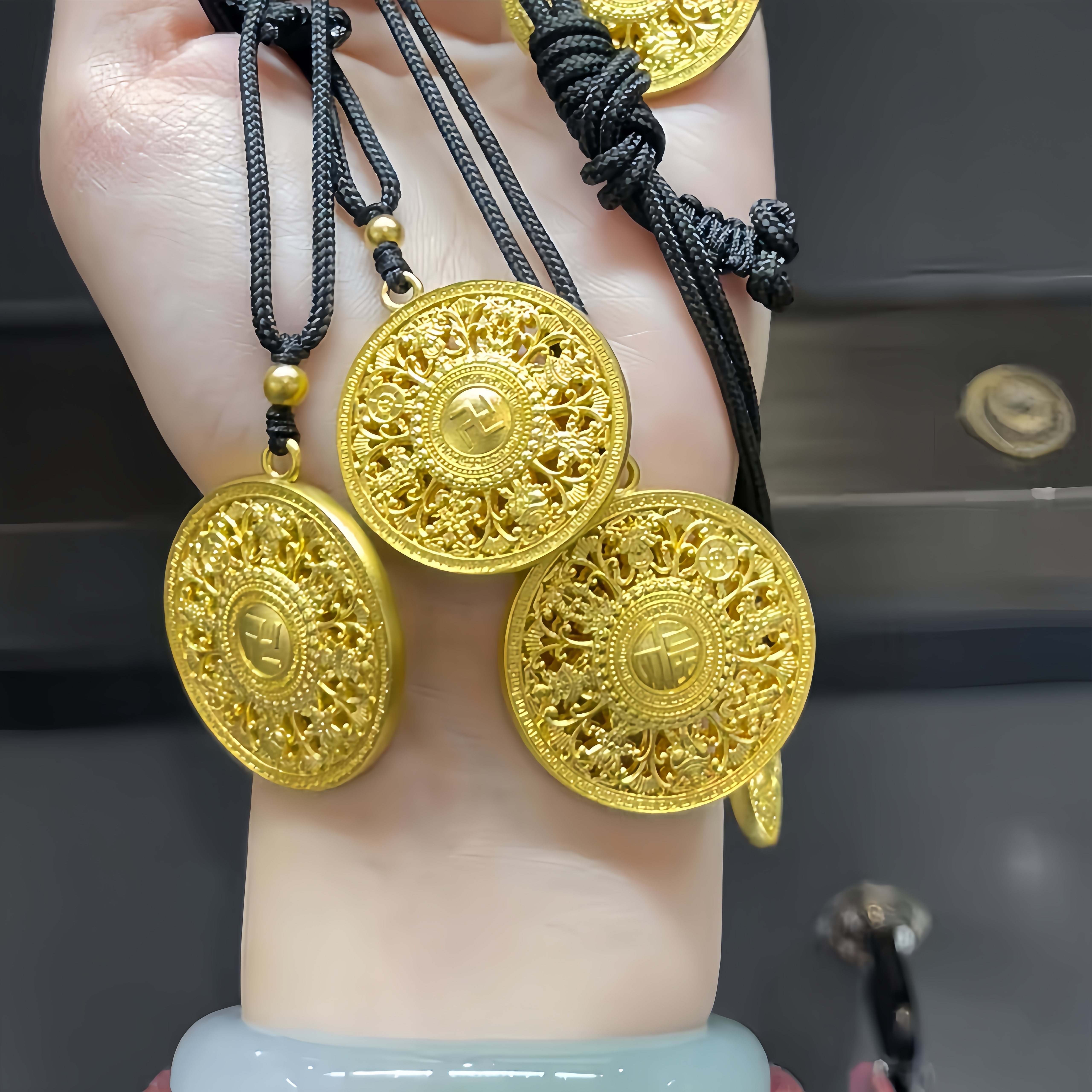 金包银八宝罗盘吊坠女黄金色时来运转吉祥平安扣圆盘项链生日礼物