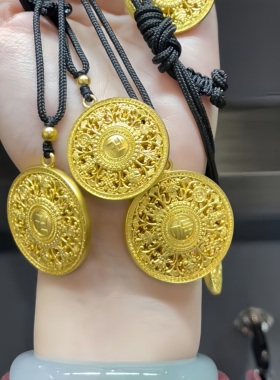 金包银八宝罗盘吊坠女不掉色