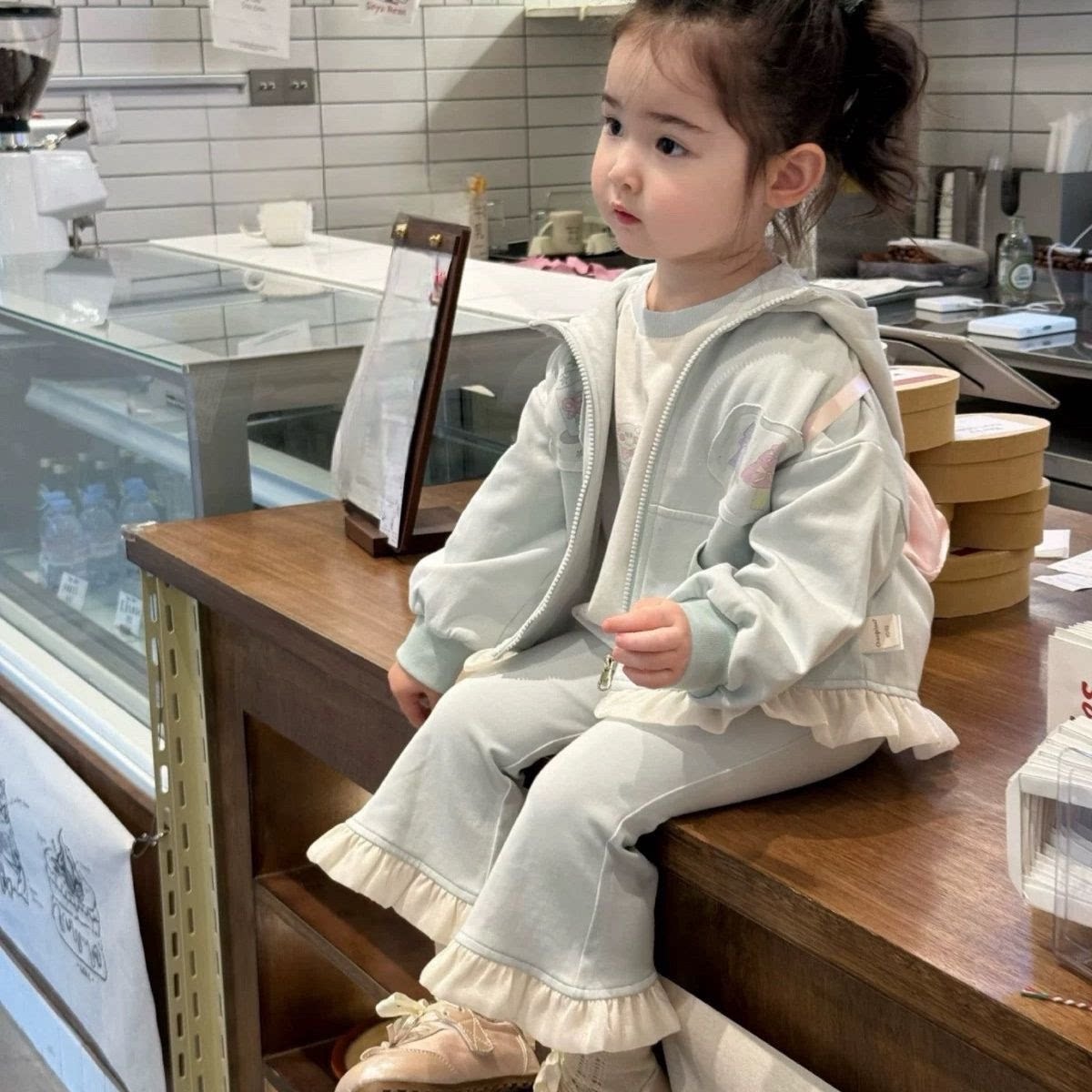 幼儿园爆款2026新款女童小童韩版花边洋气连帽外套裤子套装两件套