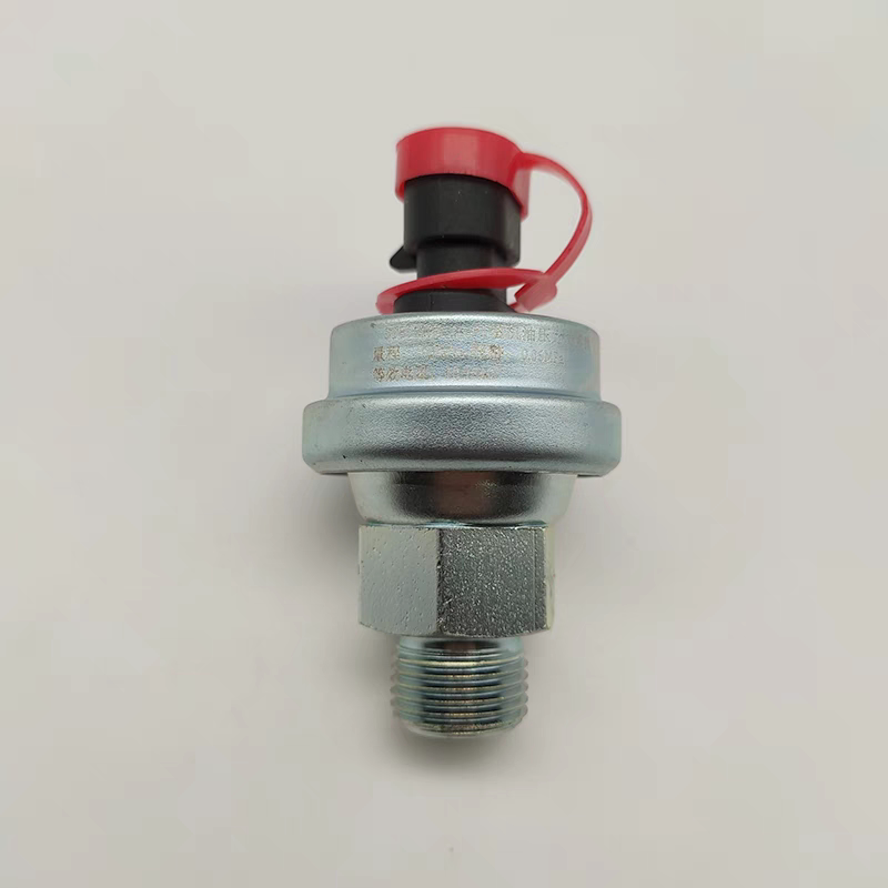 612600090755电子机油压力传感器适配潍柴欧曼重卡大车配件感应塞