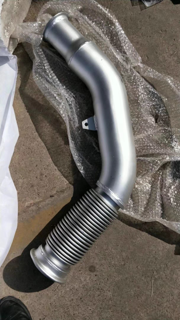 适配新款戴姆勒欧曼汽车货车EST福康排气管软连接GTL前排气管总成