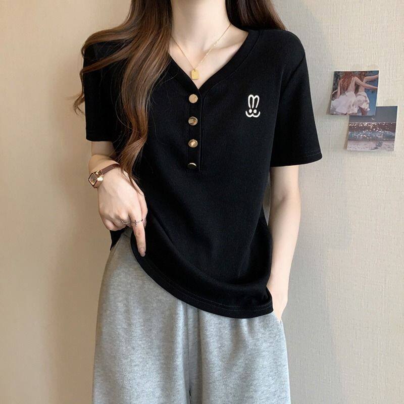 大码微胖V领正肩短袖T恤女夏季新款胖mm宽松短款显瘦遮肉上衣