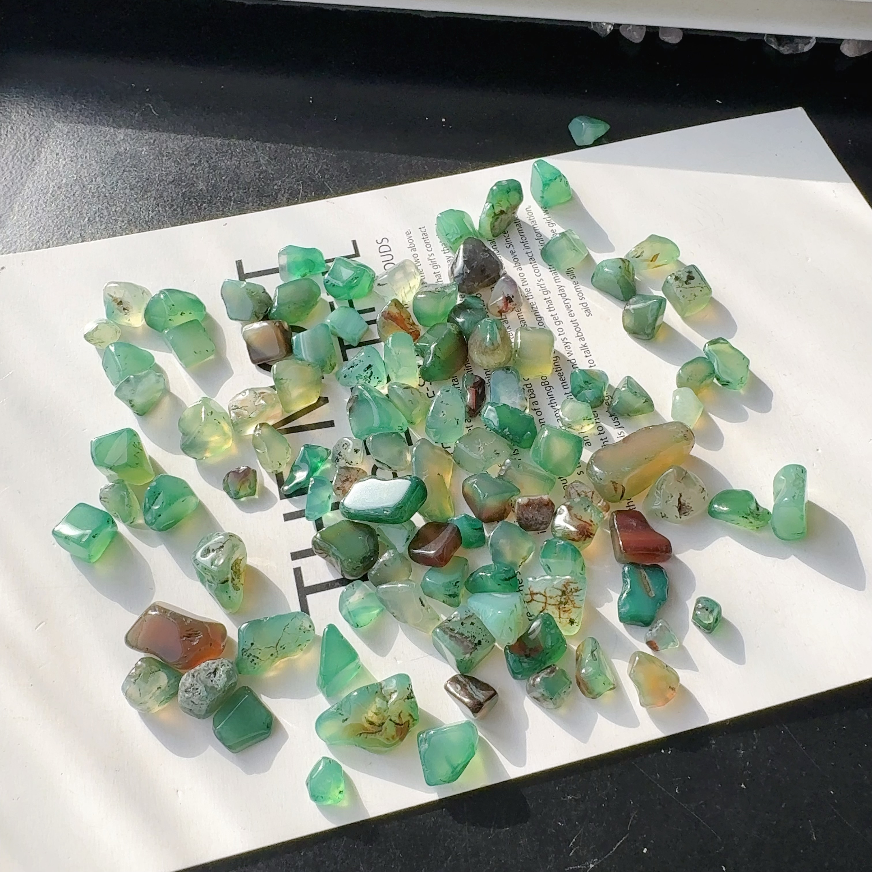 天然水晶绿色玛瑙原石滚石颗粒消磁净化造景微景观摆件装饰DIY