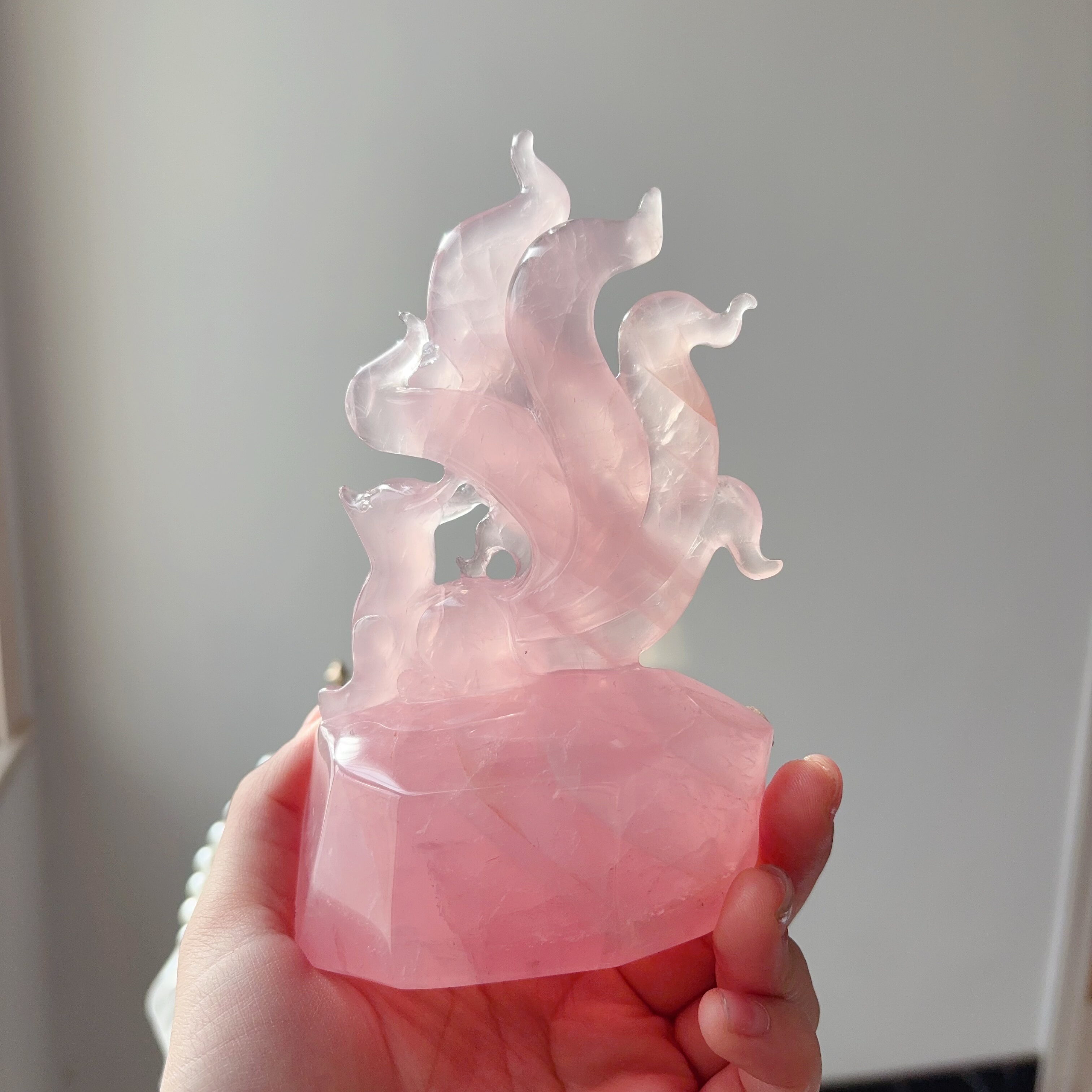 天然粉水晶九尾狐粉晶狐狸颜色粉润粉晶原石雕刻水晶摆件一物一图