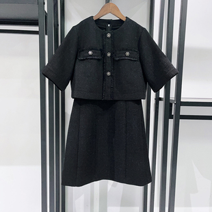 女士 套装 法式 2026早春小香风毛饰边镶钻花扣呢套裙外套短裤