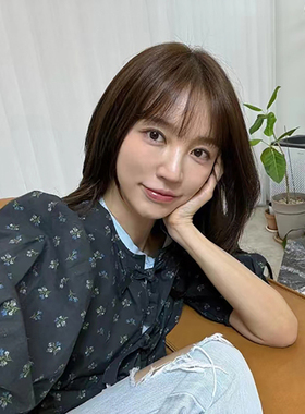 法式小众 2025夏季森系黑色碎花系带泡泡袖圆领上衣浪漫长裙