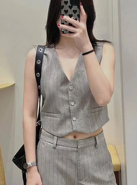 法单小众2025早秋灰色老钱风V领条纹烫钻马甲裤裙阔腿裤套装