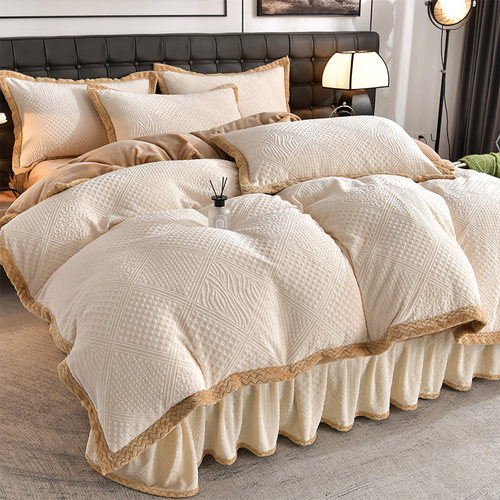 雕花牛奶绒四件套加厚保暖防静电