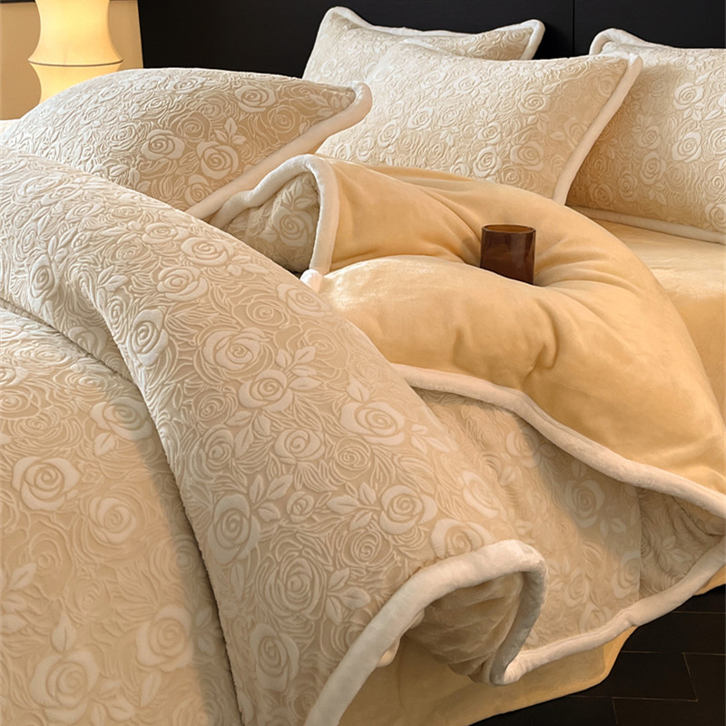2025新款雕花牛奶绒四件套冬季加厚抗静电双面珊瑚绒被套床单笠式