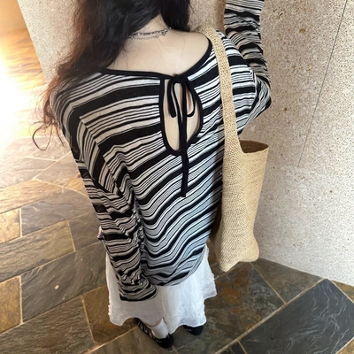 one seven露背条纹拼接圆领薄款长袖t恤女2026春夏宽松防晒上衣潮