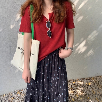 休闲百搭半开领排扣短袖T恤女