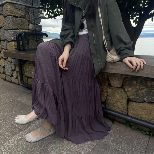 one seven温柔风压褶纯色半身裙女2026秋松紧腰百搭宽松A字裙长裙