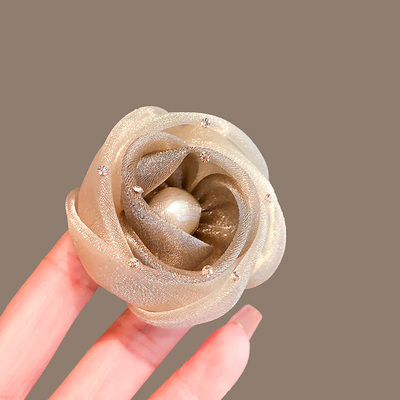 高级感香槟金色玫瑰花胸针优雅气质别针精致百搭水钻花朵胸花配饰