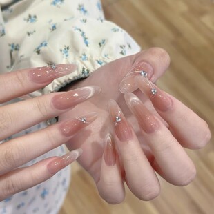 2025年新款 人间白茶纯欲穿戴甲奶茶裸杏色猫眼高级感儿童中长美甲