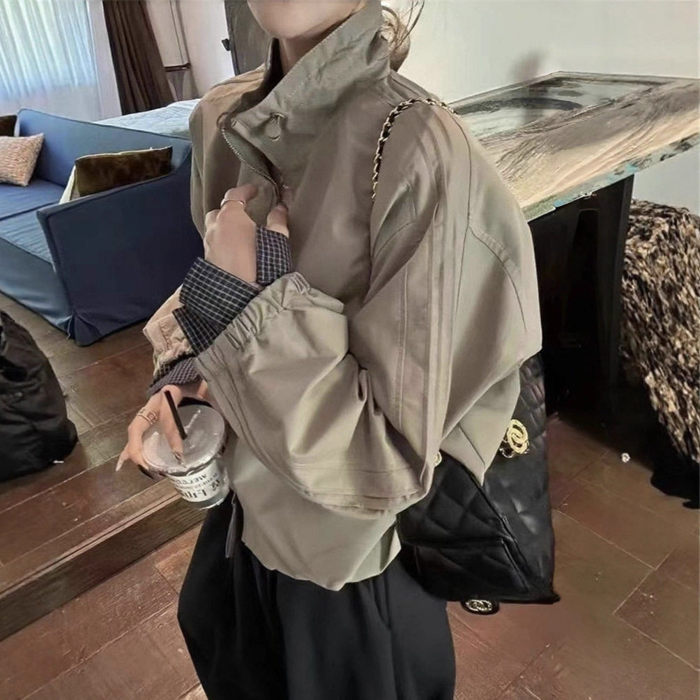 美式复古外套女秋季2026新款立领冲锋衣休闲夹克小个子棒球服风衣