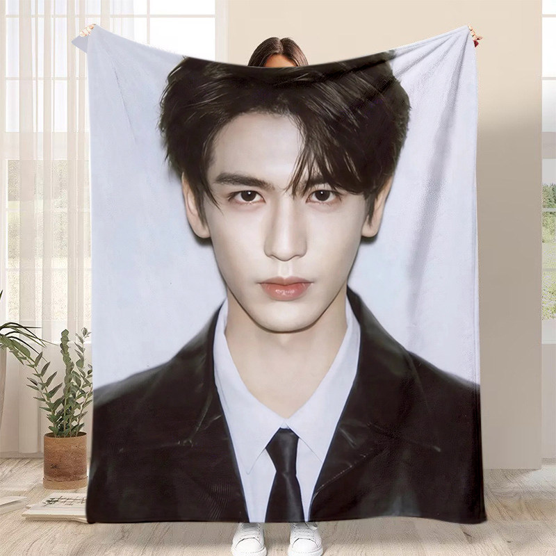 张凌赫法兰绒毛毯定制逐玉谢征办公室午睡毯空调毯周边应援送女生