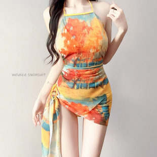 度假风挂脖ins纯欲分体泳衣女油画印花三角裙式 带胸垫沙滩游泳装