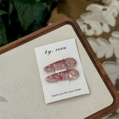 包邮小红书爆款儿童气质豆沙粉小花边夹宝宝同款RAE发卡