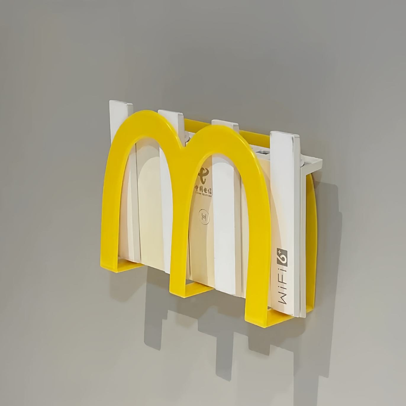 麦当当路由器收纳盒上墙