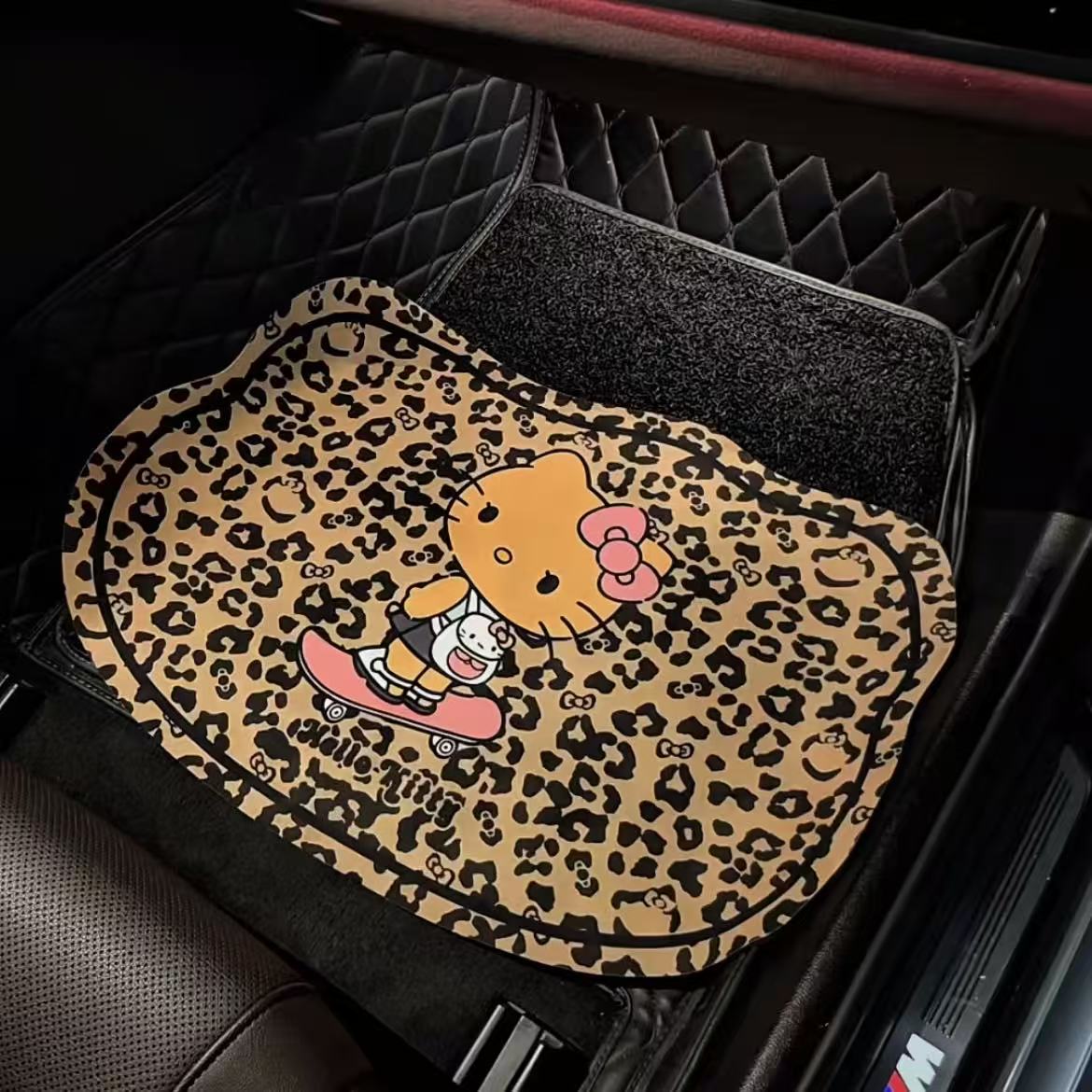 helloKitty豹纹汽车脚垫车内饰装饰卡通防滑主副驾驶通用车载耐脏
