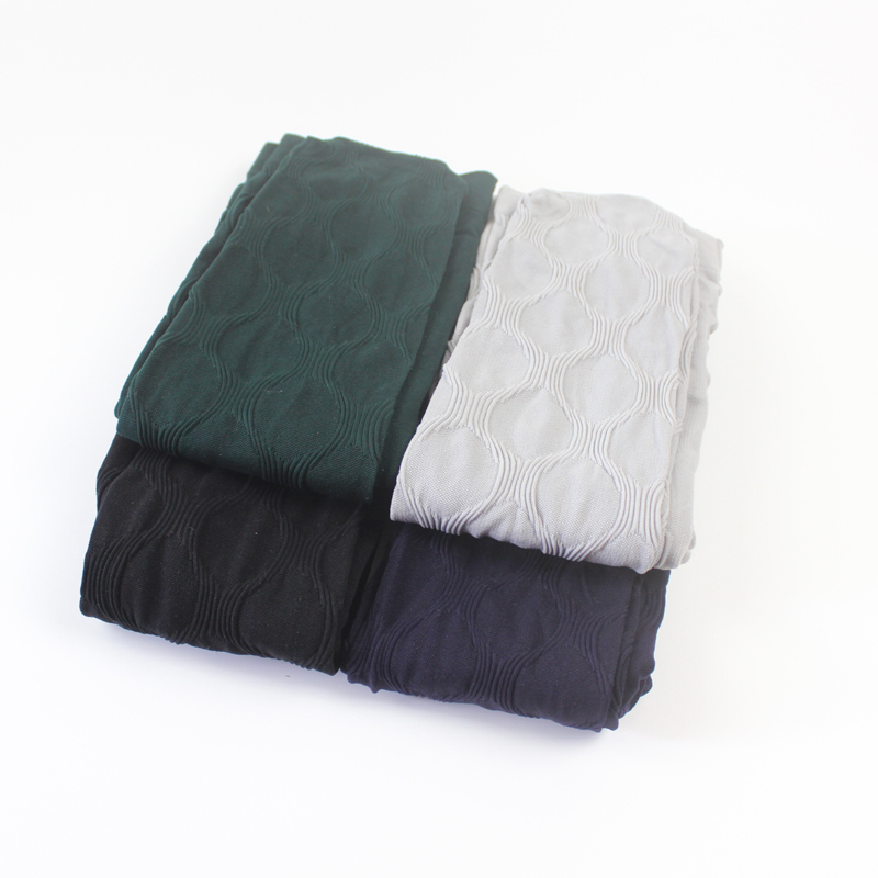 个性暗纹浅色提花大圆点连裤袜