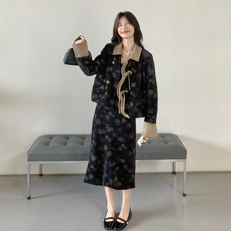 新中式国风优雅气质套装女2025早秋新款撞色印花外套半身裙两件套,女装套装/套裙,2C018