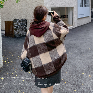 设计感格纹连帽羽绒服女2025冬季新款复古宽松保暖小个子毛呢外套图片