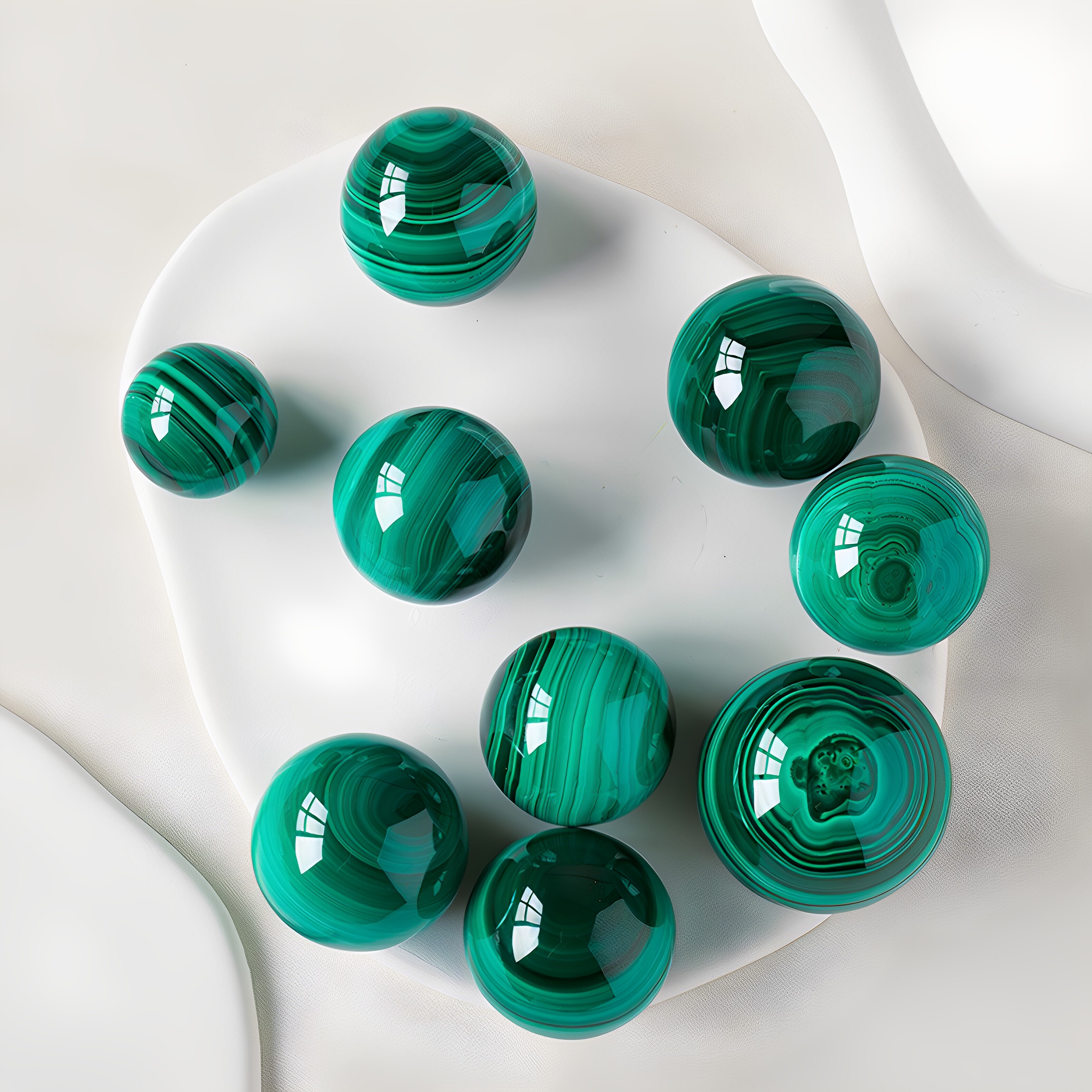 天然孔雀石水晶球摆件原石矿石标本打磨家居装饰水晶工艺品批发