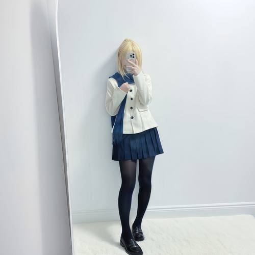 FATE吾王saber阿尔托莉雅冬季服